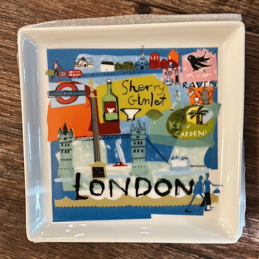 Crate&Barrel 6 Travel Plates